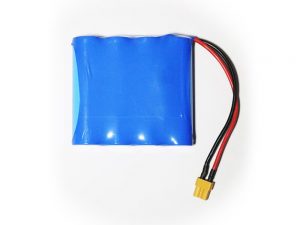 12V锂电池通常是四种串联锂电池的组合-电压-电压-电压-12.8V