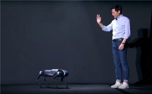 小米首款仿生四足机器人