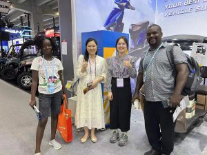 全球客户参观泰科伦展位